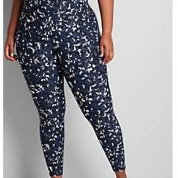 LIVI ACTIVE leggings 3 pockets black  blue white activewear athleisure plus size - Picture 1 of 10